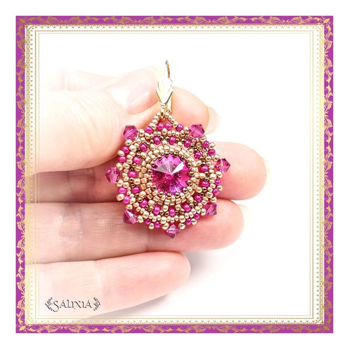 Pièce unique - boucles d'oreilles tissées à l'aiguille cabochons et perles cristal fuchsia dormeuses ou crochets au choix (#bo260)