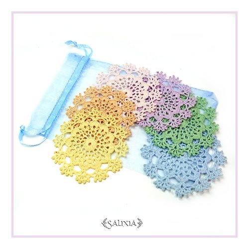 Série  "pastel" 6 petits napperons dentelle au crochet d'art (en lot ou unitaire) - sous-verres / bibelots / décoration - 7cm