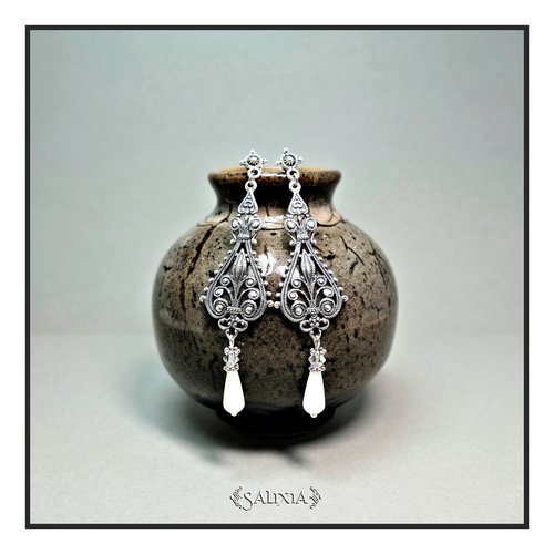 Pièce unique - boucles d'oreilles renaissance laiton plaqué argent cristal goutte nacre puces dormeuses ou crochets au choix (#bo294)