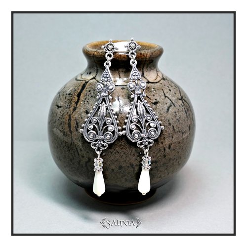 Pièce unique - boucles d'oreilles renaissance laiton plaqué argent cristal goutte nacre puces dormeuses ou crochets au choix (#bo294)