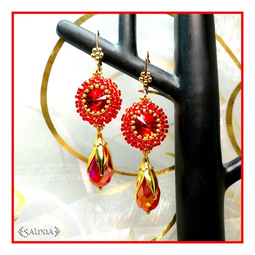 Boucles d'oreilles cabochons cristal rouge intense dormeuses ou crochets en acier inoxydable doré au choix (#bo296)