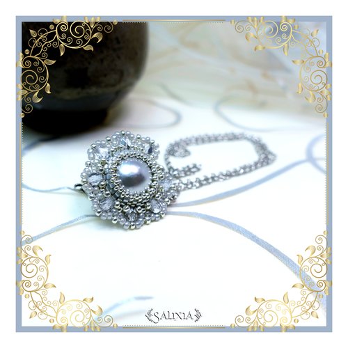 Collier pendentif floral "louisa" gris perle chaine acier inoxydable (#c69)