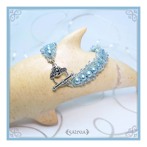 Bracelet tissé à l'aiguille perles japonaises cristal bleu clair perles bleu tendre toggle ou mousqueton au choix (#sp17)