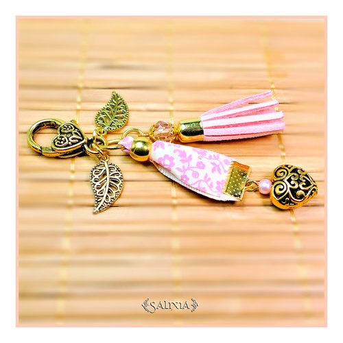 Bijou de sac - porte clefs rose poudré coeur et feuilles dorées (#bds2)