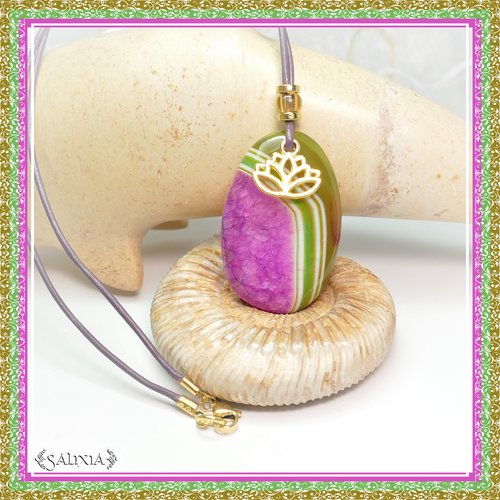 Pièce unique - collier pendentif en pierre fine d'agate striée breloque fleur de lotus (#c103)