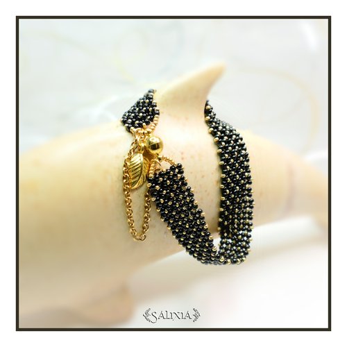 Vendu - bracelet "inaya" black diamond tissé à l'aiguille avec des perles en verre japonaises (#bc108 p132)