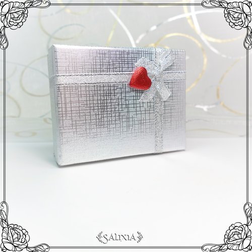 Boîte cadeau bijoux argent, petit coeur rouge 8,5x6,5x2,5 cm (#bt14)