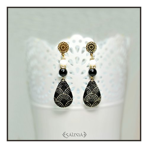 Boucles d'oreilles gouttes stardust perles agate noires et jade blanc puces ou crochets acier inoxydable doré (#bo462)