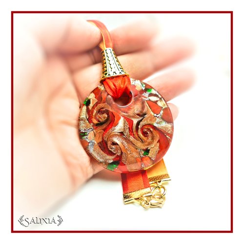 Pièce unique - collier pendentif artisanal esprit murano inclusions émeraude sur fond rouge éclatant (#c137)
