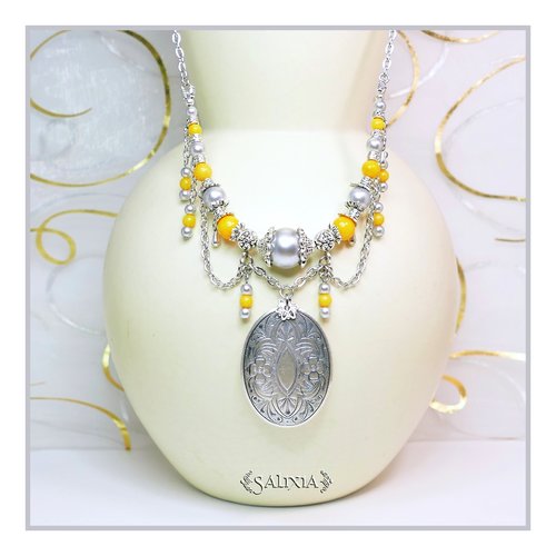 Pièce unique - collier lagherta rare pendentif médiéval perles de jade, chaine acier inoxydable (#c145 p160)