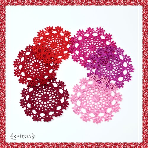 Série  "camaieu rouge et rose" 6 petits napperons dentelle au crochet d'art (en lot ou unitaire) - sous-verres/bibelots/décoration - 7