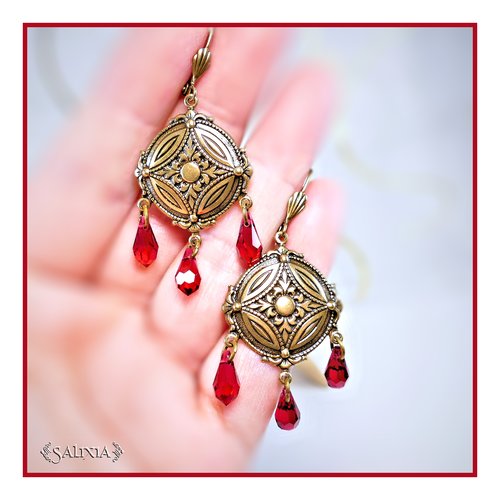 Pièce unique - boucles d'oreilles médiévales laiton très haute qualité cristal rubis dormeuses ou crochets au choix (#bo479)