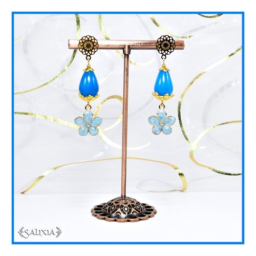 Boucles d'oreilles fleurs émaillées bleu poudré nacré gouttes de jade bleu puces dentelle ou crochets acier inoxydable doré (#bo562)