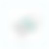 Pièce unique - boucles d'oreilles cabochons vert opale breloques fleur de lys laiton plaqué argent dormeuses ou crochets au choix (#bo601)