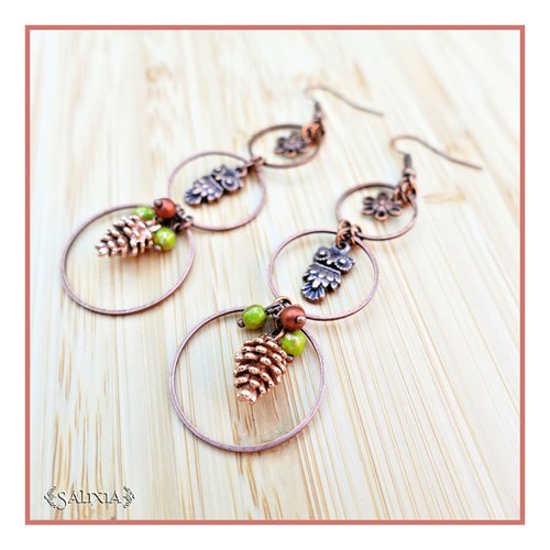Boucles d'oreilles perles de bohème, petits hiboux, pomme de pin, anneaux et crochets cuivre (#bo667)