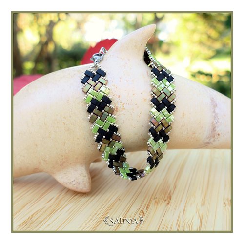 Bracelet tissé perles tila 4 rangs tons vert mousqueton acier inoxydable. (#bc266)