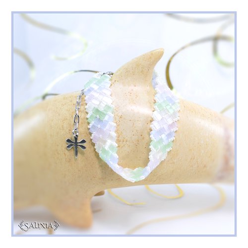 Bracelet tissé aya perles tila beads 4 rangs chevrons multicolores aspect soyeux fermoir mousqueton acier inoxydable (#bc276 p224)