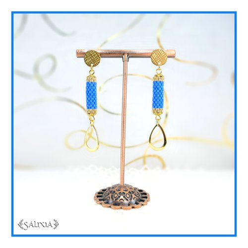 Boucles d'oreilles bleues perles tubes tissées à l'aiguille puces dormeuses ou crochets acier inoxydable doré au choix (#bo698)