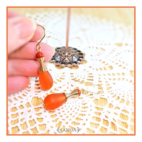 Boucles d'oreilles "kalaya" perles de corail perles sea glass tangerine givré crochets acier inoxydable doré (#bo771)
