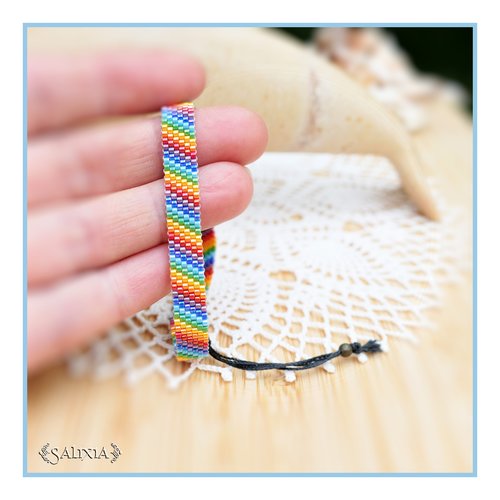 Bracelet arc en ciel tissé à l'aiguille avec des perles en verre japonaises fermoir lien coulissant (#bc294)