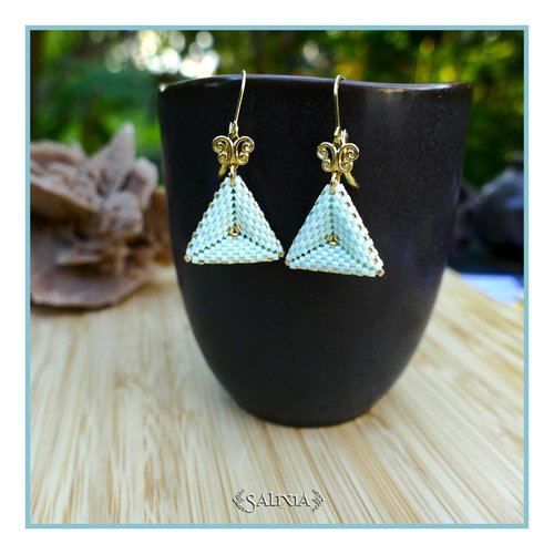 Boucles d'oreilles triangle 3d "talitha" mint tissées à l'aiguille laiton doré or finau choix dormeuses ou crochets (#bo808)