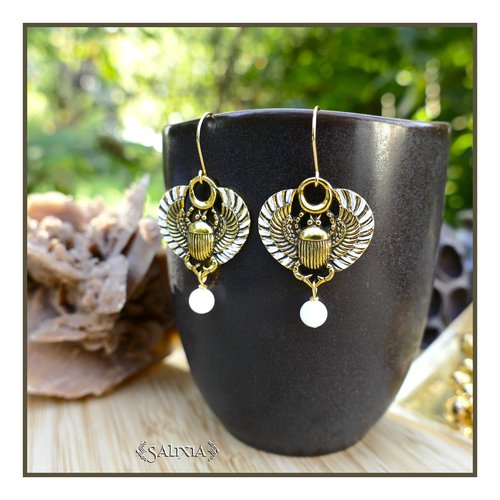 Boucles d'oreilles scarabée sacré égyptien jade blanc crochets acier inoxydable doré (#bo823)