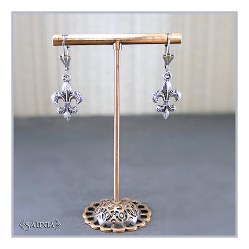 Boucles d'oreilles fleur de lys au choix dormeuses ou crochets en acier inoxydable (#bo732)