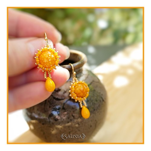 Pièce unique - boucles d'oreilles agate de feu sertissage rocailles japonaises gouttes de bohème aspect céramique (#bo868)