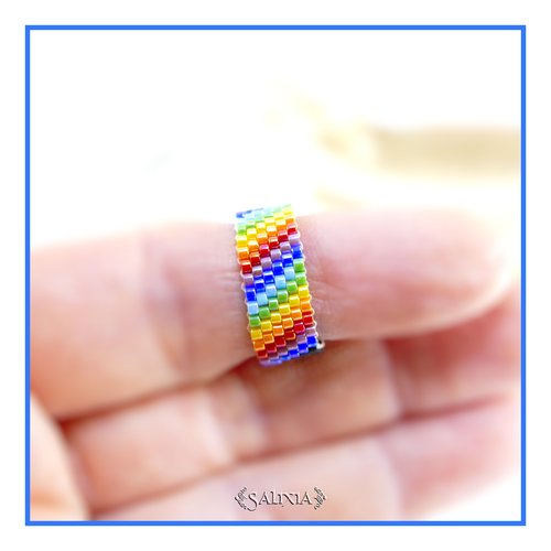 Bague arc en ciel tissée à l'aiguille avec des perles en verre japonaises (#bg23-27)