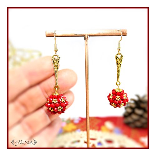 Boucles d'oreilles collection "berries" tissées perles rouges perles japonaises dorées crochets acier inoxydable doré (#bo876)