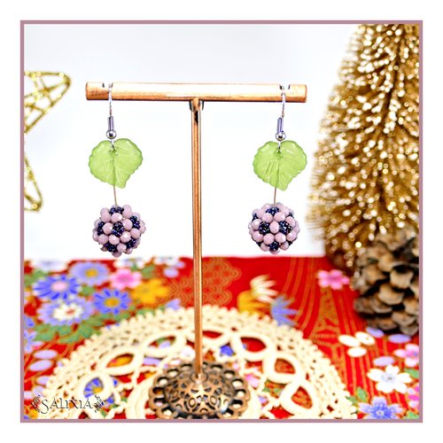Boucles d'oreilles collection "berries" tissées perles mauve perles japonaises irisées crochets acier inoxydable (#bo881)