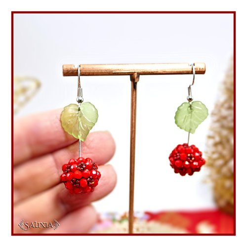 Boucles d'oreilles collection "berries" tissées perles rouges perles japonaises irisées crochets acier inoxydable (#bo888)