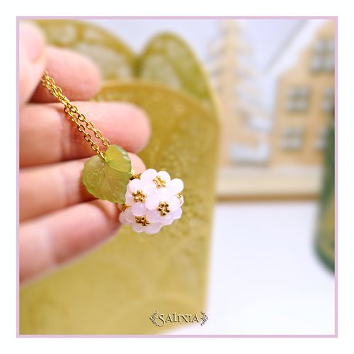 Collier collection "sweet berries" pendentif tissé perles rose opale chaine et fermoir acier inoxydable doré à l'or fin 24 carats (#c329)