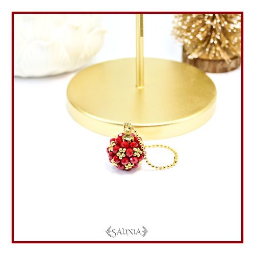 Bijou de sac ou porte clefs collection "little berries" tissé à l'aiguille rouge chaine dorée or fin 18 carats (#bds27)