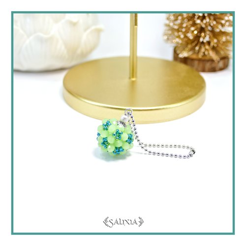 Bijou de sac ou porte clefs collection "little berries" tissé à l'aiguille vert jade opale et métallisé (#bds29)