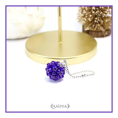 Bijou de sac ou porte clefs collection "little berries" tissé à l'aiguille violet et argent (#bds35)