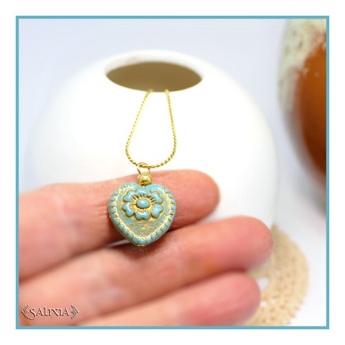 Collier pendentif cœur floral en relief turquoise chaine et mousqueton acier inoxydable doré or fin 18 carats (#c341)