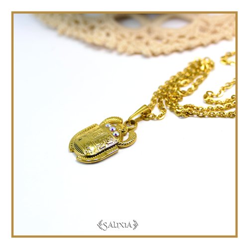 Collier pendentif scarabée sacré égyptien en relief cristaux aurore boréale chaine acier inoxydable doré or fin 24 carats (#c351)