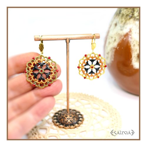 Boucles d'oreilles rosaces cabochons cristal rouge dormeuses acier inoxydable doré (#bo900)