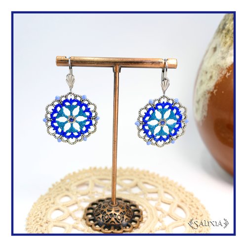 Boucles d'oreilles rosaces cabochons cristal bleu dormeuses acier inoxydable (#bo901)