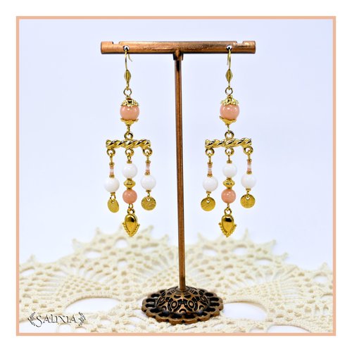 Boucles d'oreilles inspiration étrusque jade rose et blanc doré or fin 24 carats crochets acier inoxydable doré (#bo916)