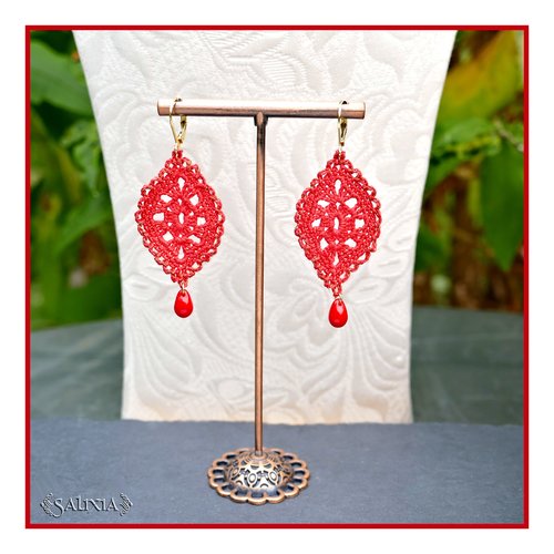 Boucles d'oreilles feuilles dentelle rouge coquelicot au crochet perles de bohème dormeuses ou crochets au choix (#bo-c35)