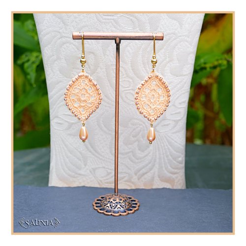 Boucles d'oreilles feuilles dentelle pêche au crochet perles de bohème crochets doré à l'or fin 24 carats (#bo-c39)
