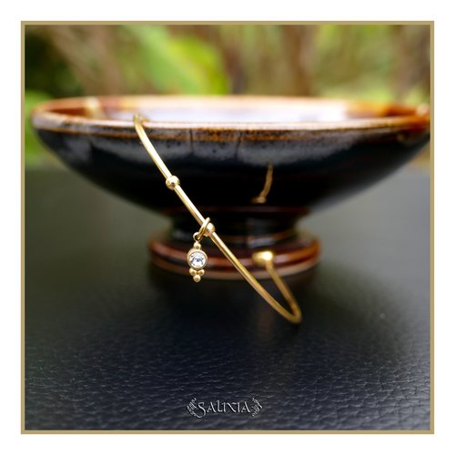 Bracelet jonc acier inoxydable doré or fin 24 carats breloque avec oxyde de zirconium doré or fin 18 carats (#bc428)