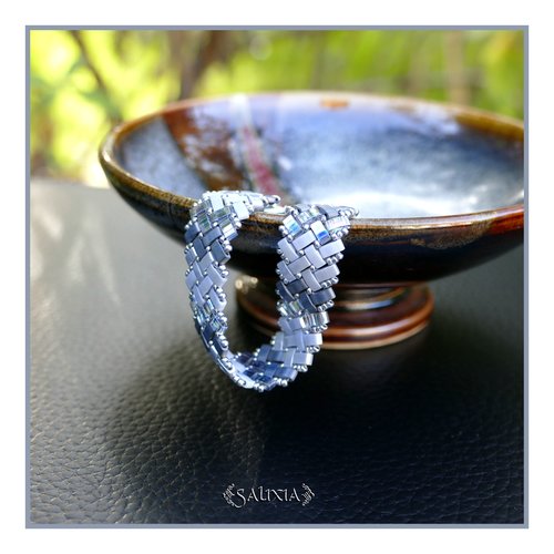 Bracelet tissé à l'aiguille perles tila 4 rangs en dégradé de gris mousqueton acier inoxydable (#bc453)