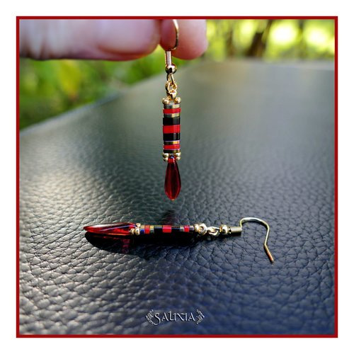 Boucles d'oreilles tissées perles japonaises tila gouttes de bohème rouges crochets acier inoxydable doré (#bo947)