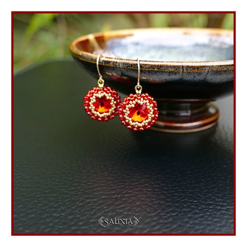 Boucles d'oreilles cabochons cristal rouge intense crochets gold filled (#bo937)