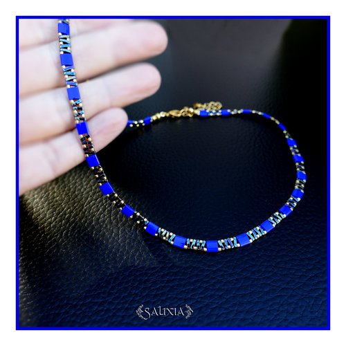 Collier alya perles japonaises bleu cobalt mousqueton acier inoxydable doré or fin 24 carats (#c379)
