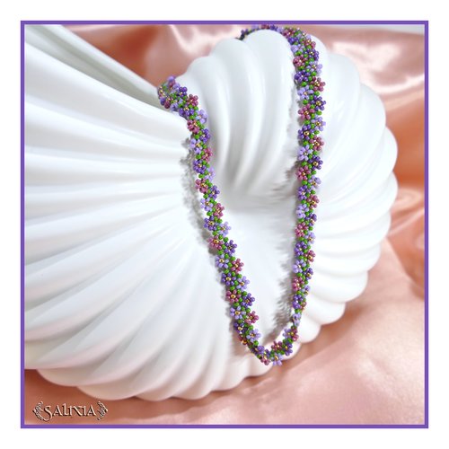 Collier frise petites fleurs tissé à l'aiguille perles de verre japonaises mousqueton acier inoxydable doré or fin 18 carats (#c398)