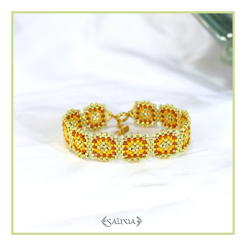 Bracelet granny square tissé à l'aiguille perles de verre japonaises fermoir acier inoxydable doré (#bc496)